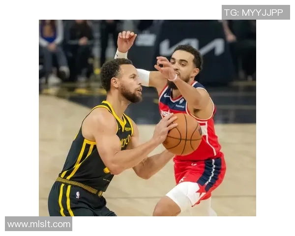 10月25日勇士对阵奇才精彩回放全场比赛亮点与精彩瞬间分析 10月25日勇士对阵奇才精彩回放全场比赛亮点与精彩瞬间分析