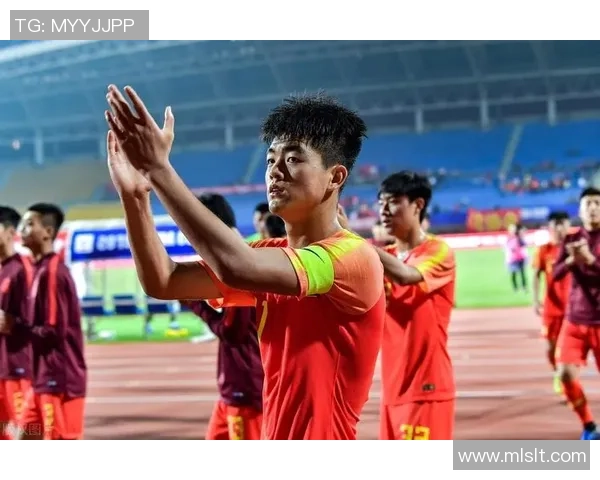 加维引领新潮流体育界的璀璨新星与未来发展潜力分析 加维引领新潮流体育界的璀璨新星与未来发展潜力分析