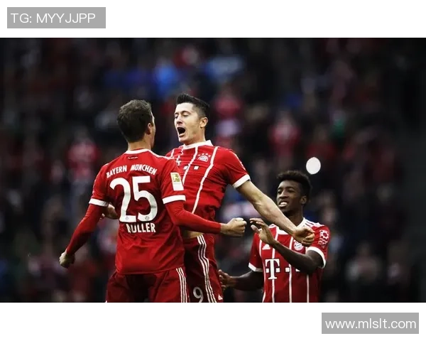 莱万带领球队重返巅峰之路展现超凡实力与不屈斗志