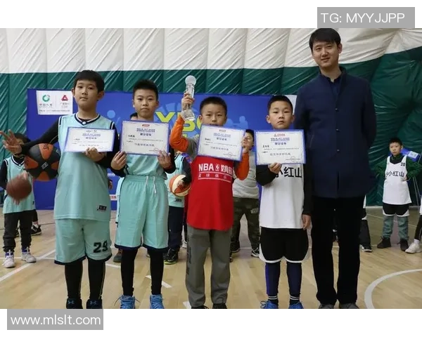 韩硕：从篮球场上的拼搏到人生舞台的蜕变与成长之路